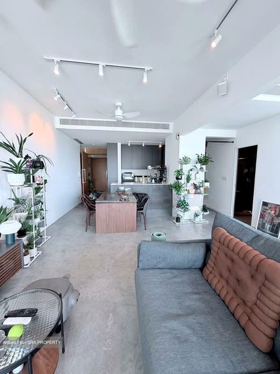 Concourse Skyline (D7), Apartment #574572331